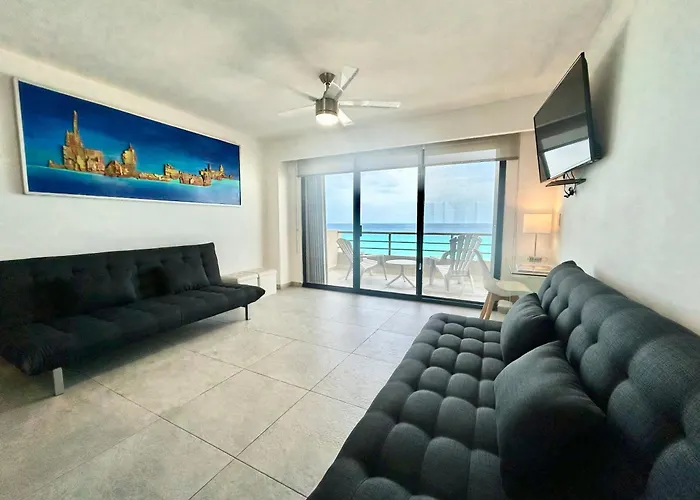 Sparkling Ocean View In Cancun